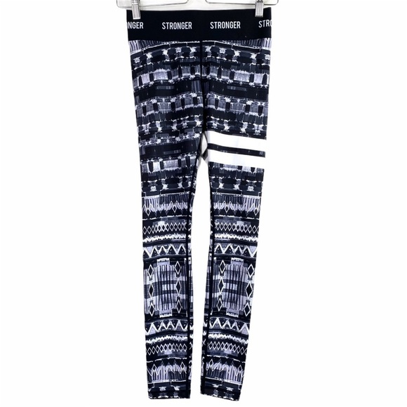 Stronger Safari Logo Aztec Print Leggings B & W - Picture 2 of 9
